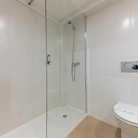 Golden Sea View - With & Pool Included アパート *