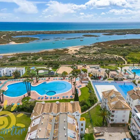 公寓 Golden Sea View - With & Pool Included
