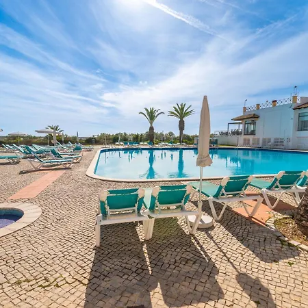 Golden Sea View - With & Pool Included アパート *